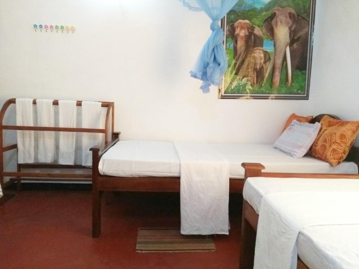 Pawansa Home Stay Habarana Buitenkant foto